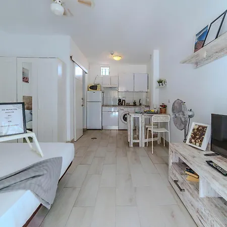 Acogedor Estudio En Tenerife Sur * Арона